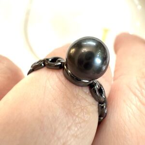 Black Tahitian Pearl Ring